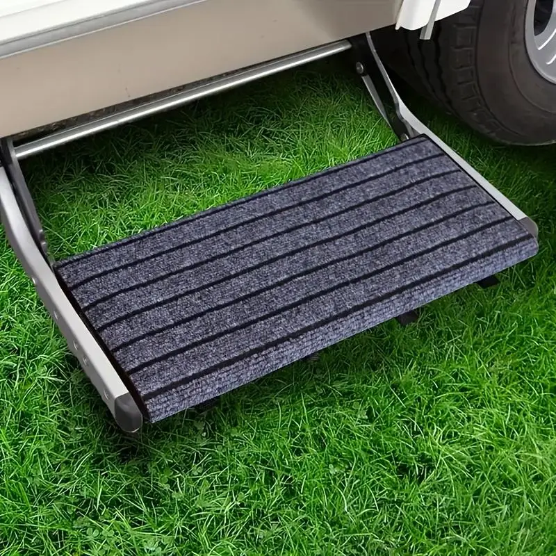 Stufenmatte für Wohnmobil-Trittstufe mit Längsstreifen – Bild 2
